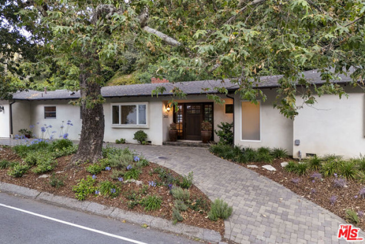 Residential Home in Brentwood