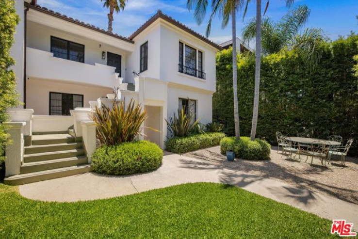  Income Home for Sale in Los Angeles, California