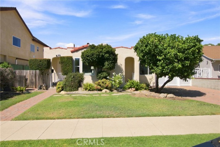  Income Home for Sale in Burbank, California