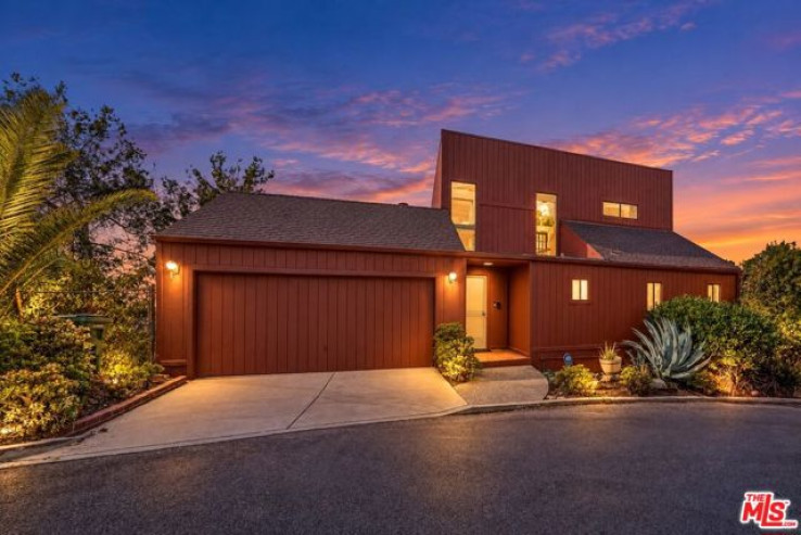 3 Bed Home for Sale in Los Angeles, California