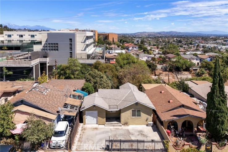 3 Bed Home for Sale in Los Angeles, California