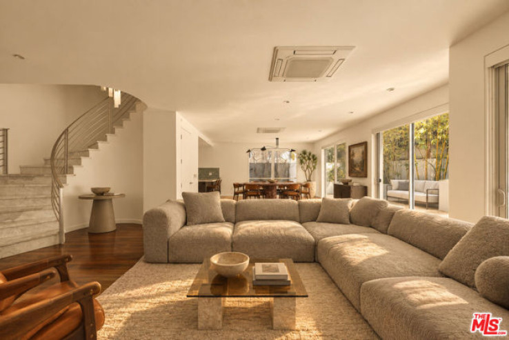 3 Bed Home for Sale in Los Angeles, California