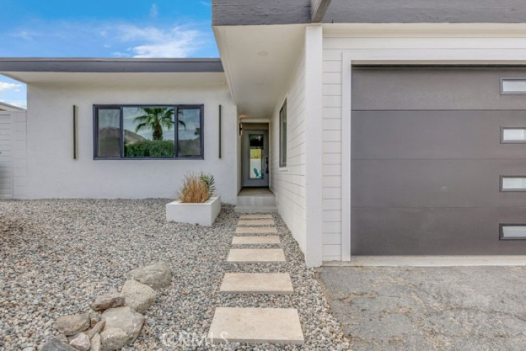 2 Bed Home for Sale in Palm Desert, California