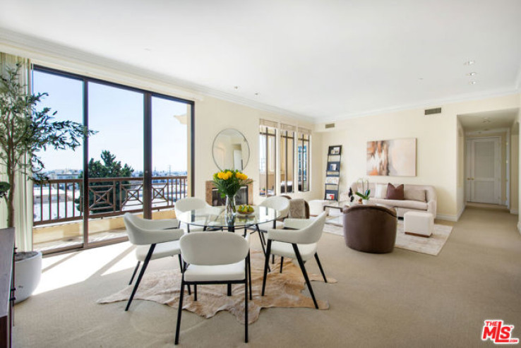 Residential Home in Brentwood