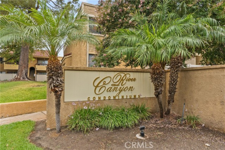 2 Bed Home for Sale in Canyon Country, California