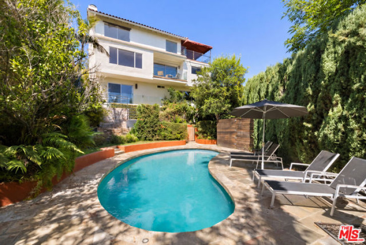 4 Bed Home for Sale in Los Angeles, California