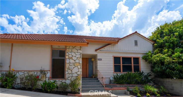 4 Bed Home for Sale in Los Angeles, California