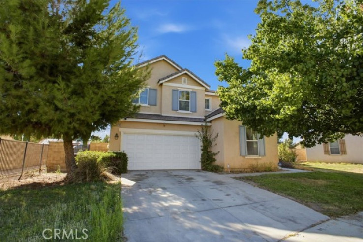 4 Bed Home for Sale in Lancaster, California