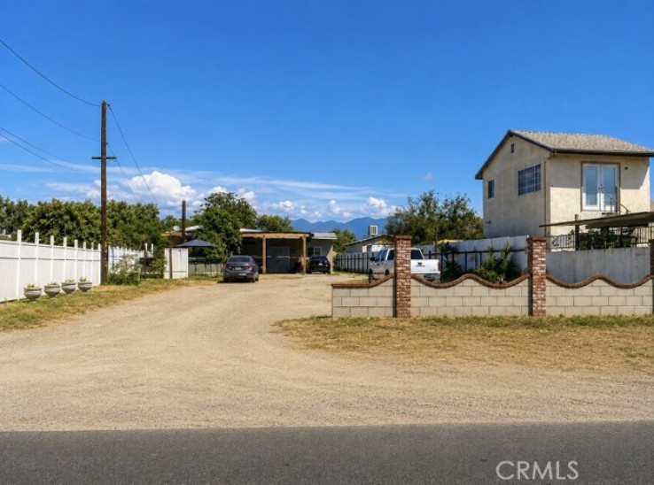 1 Bed Home for Sale in Bloomington, California