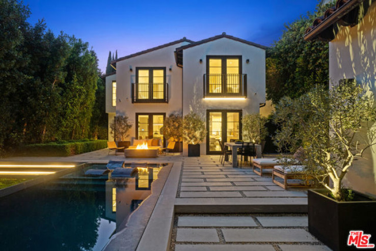 4 Bed Home for Sale in Los Angeles, California