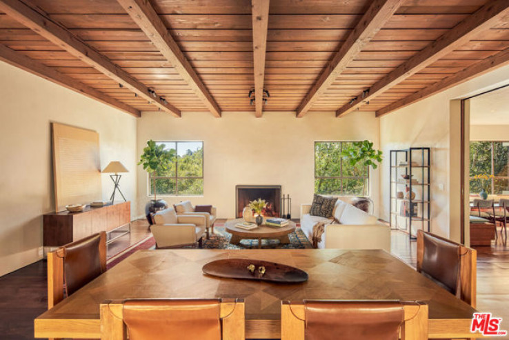 Residential Home in Brentwood