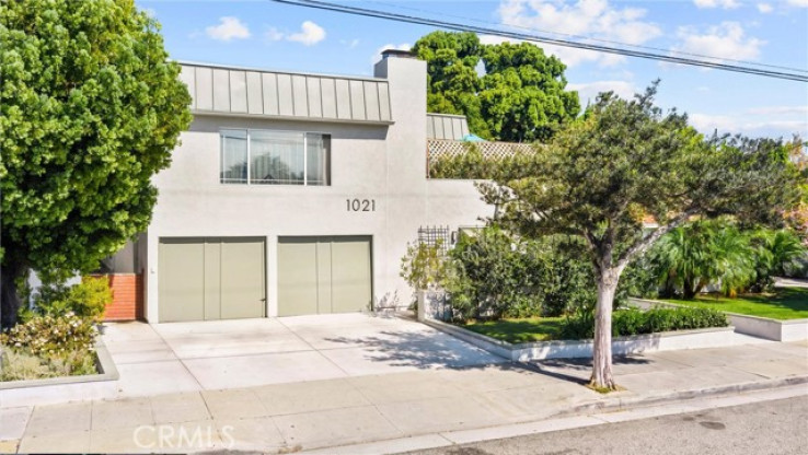 2 Bed Home for Sale in Santa Monica, California