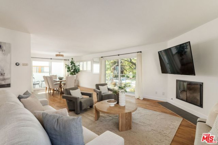 2 Bed Home for Sale in Santa Monica, California