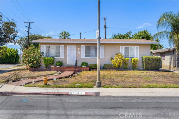 3 Bed Home for Sale in Panorama City, California