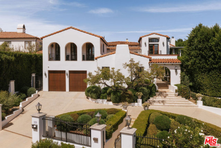 6 Bed Home for Sale in Los Angeles, California