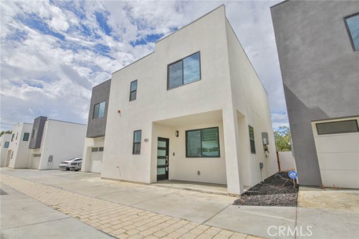 4 Bed Home for Sale in Panorama City, California