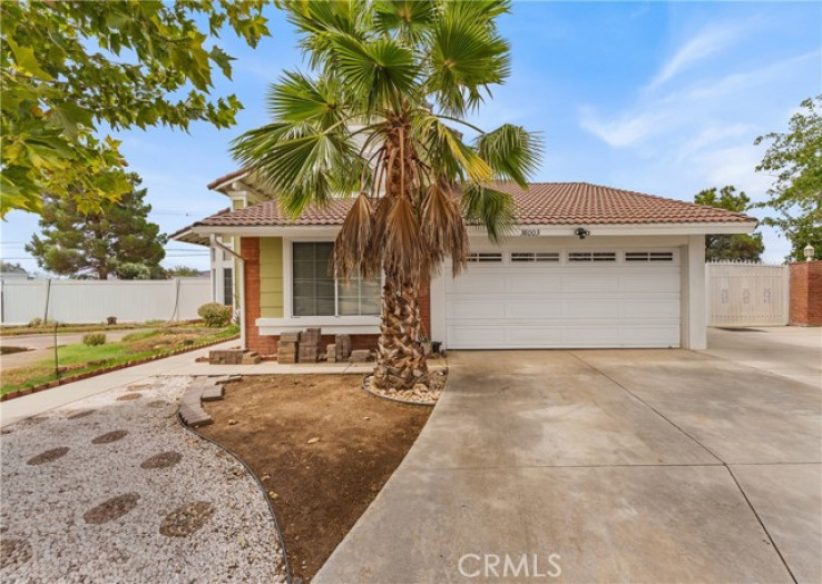 4 Bed Home for Sale in Palmdale, California