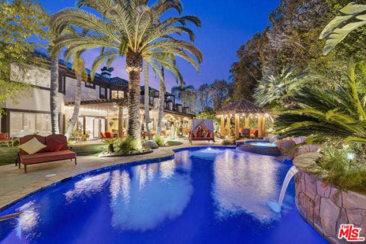 6 Bed Home for Sale in Calabasas, California