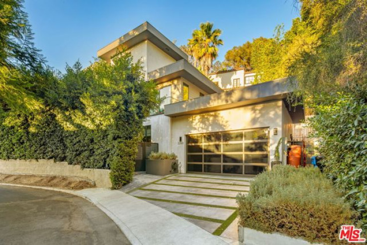 3 Bed Home for Sale in Los Angeles, California