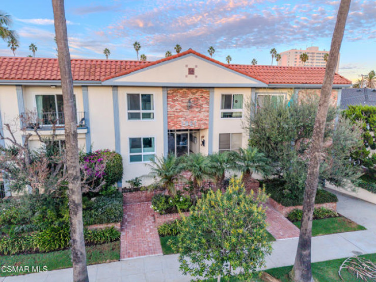 1 Bed Home for Sale in Santa Monica, California