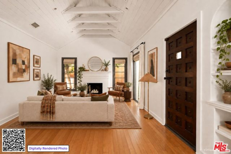 Residential Home in West Hollywood Vicinity