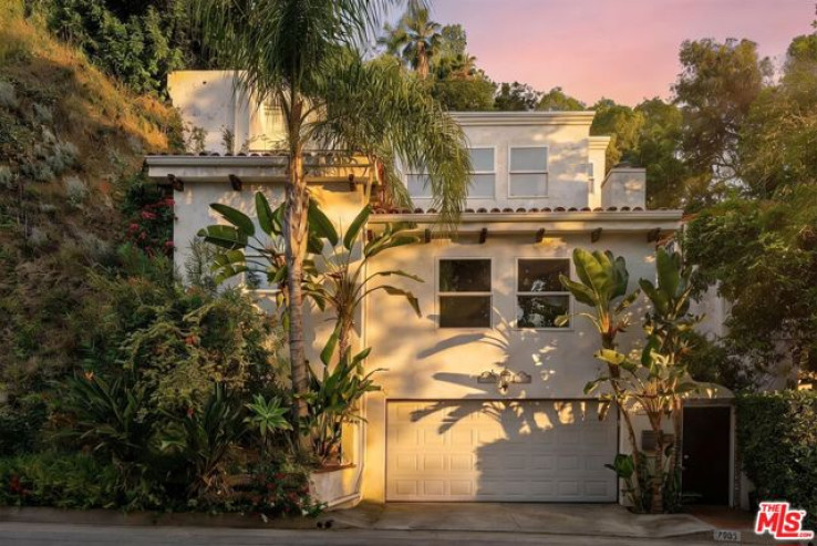 3 Bed Home for Sale in Los Angeles, California