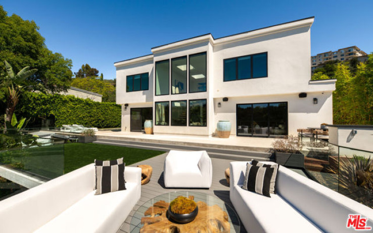 4 Bed Home for Sale in Los Angeles, California