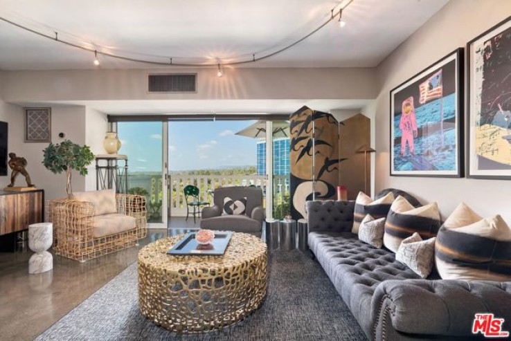 1 Bed Home for Sale in West Hollywood, California