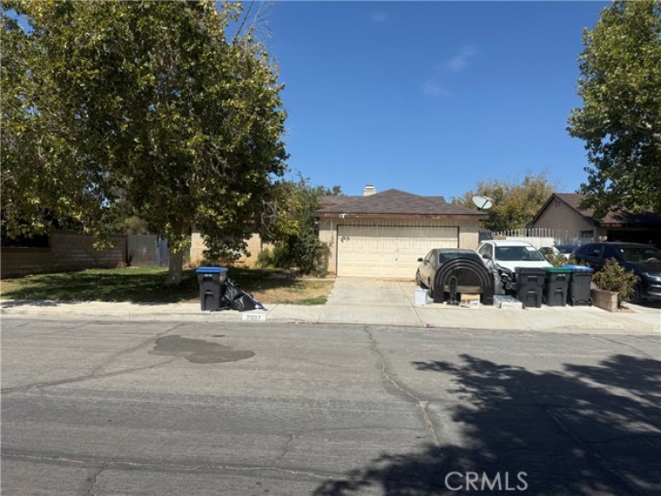 4 Bed Home for Sale in Lancaster, California