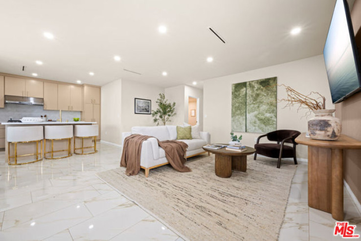3 Bed Home for Sale in Burbank, California