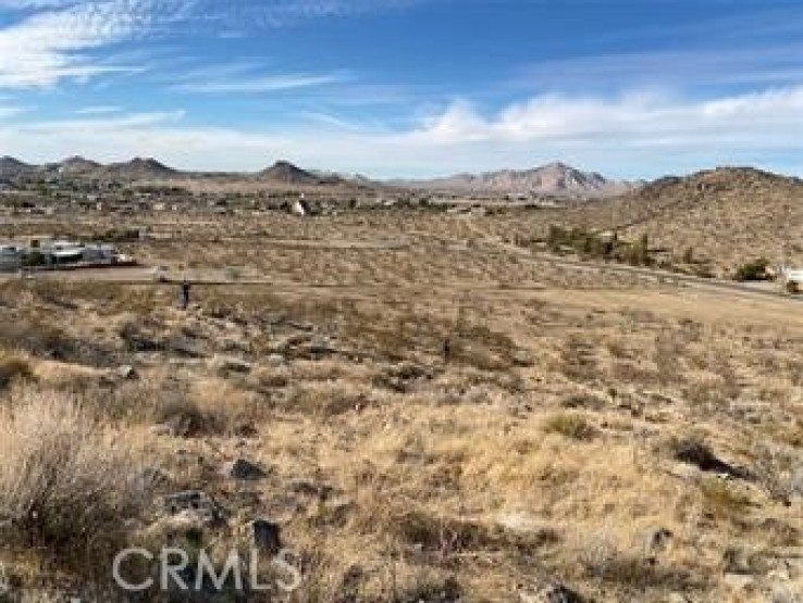 Land in Apple Valley