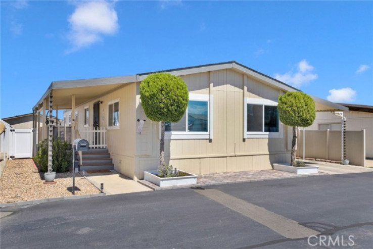 2 Bed Home for Sale in Victorville, California