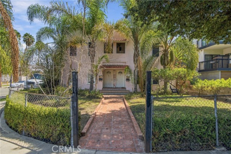  Income Home for Sale in Los Angeles, California
