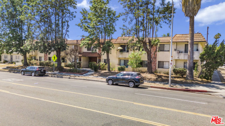  Income Home for Sale in Los Angeles, California