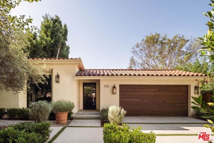3 Bed Home for Sale in Los Angeles, California