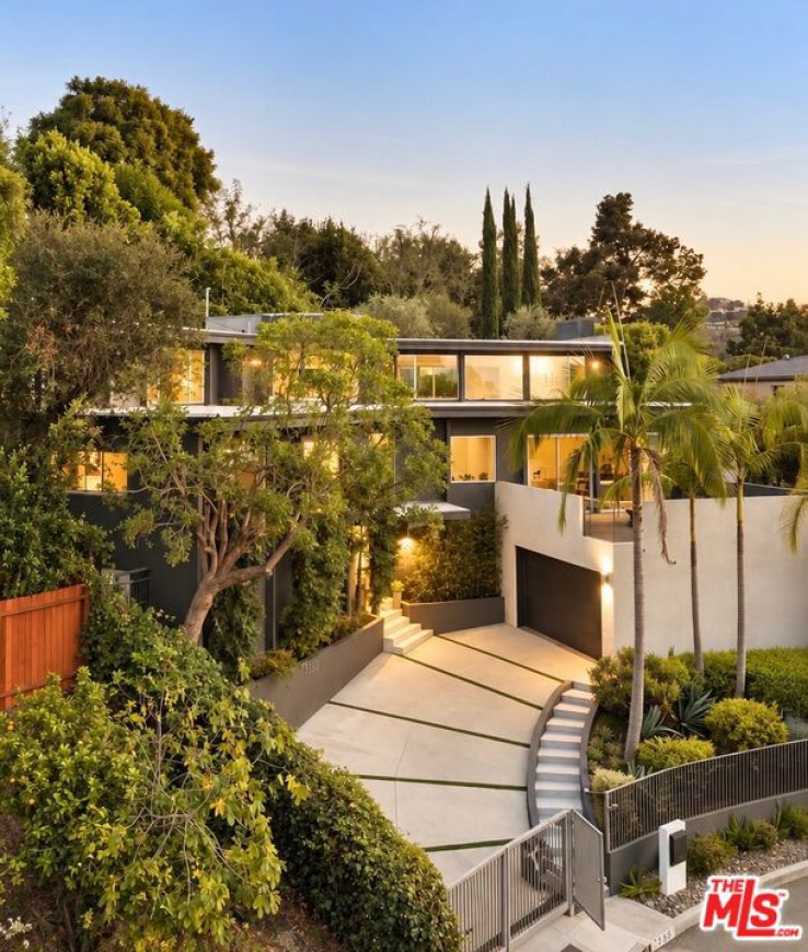 3 Bed Home for Sale in Los Angeles, California