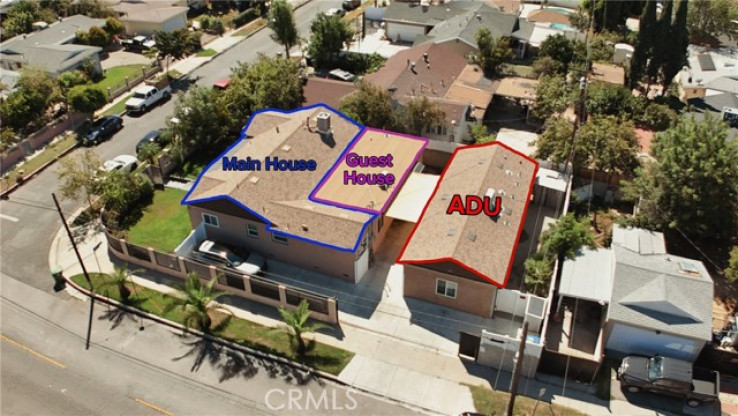 6 Bed Home for Sale in Panorama City, California