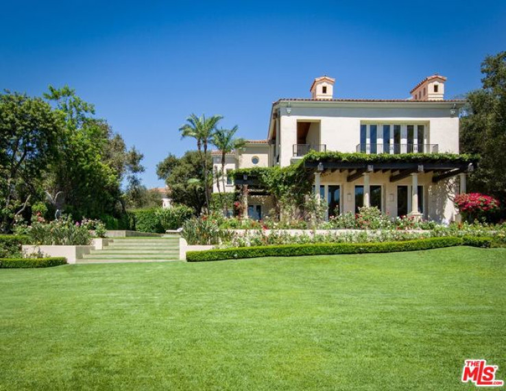 8 Bed Home for Sale in Los Angeles, California