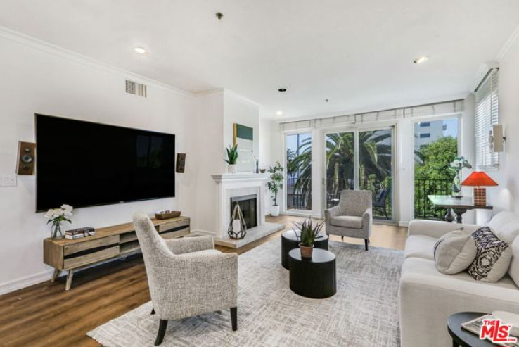 2 Bed Home for Sale in Santa Monica, California