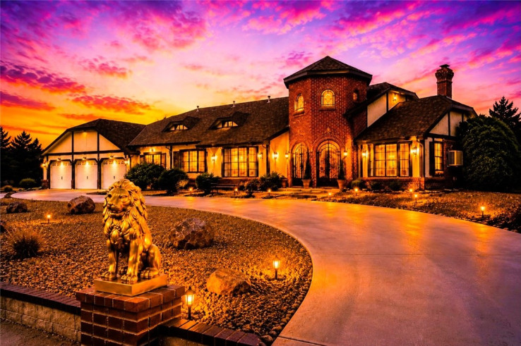 Residential Home in Apple Valley