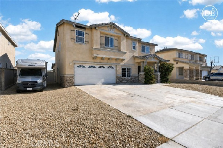5 Bed Home for Sale in Victorville, California