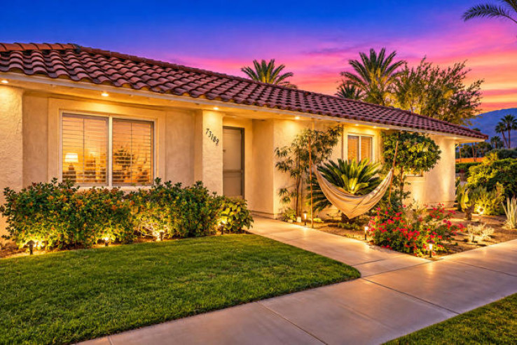 Residential Home in South Palm Desert