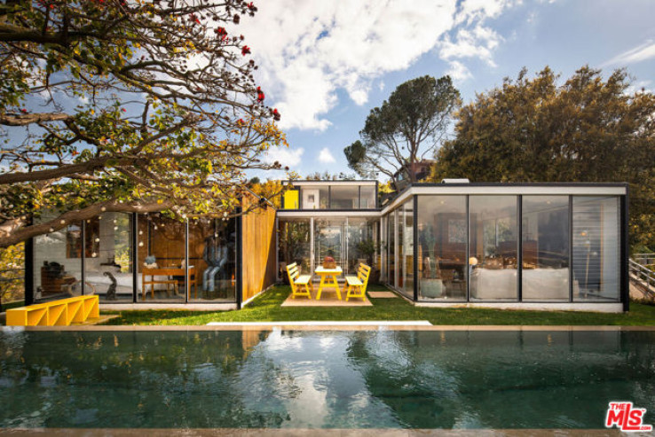 3 Bed Home for Sale in Los Angeles, California