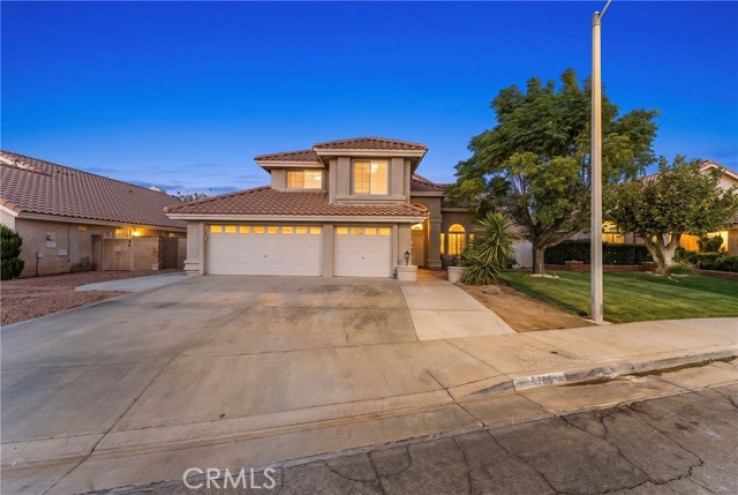 Residential Home in Palmdale