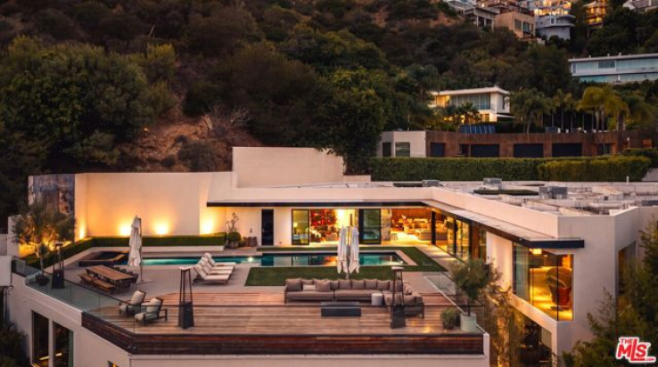 4 Bed Home for Sale in Los Angeles, California