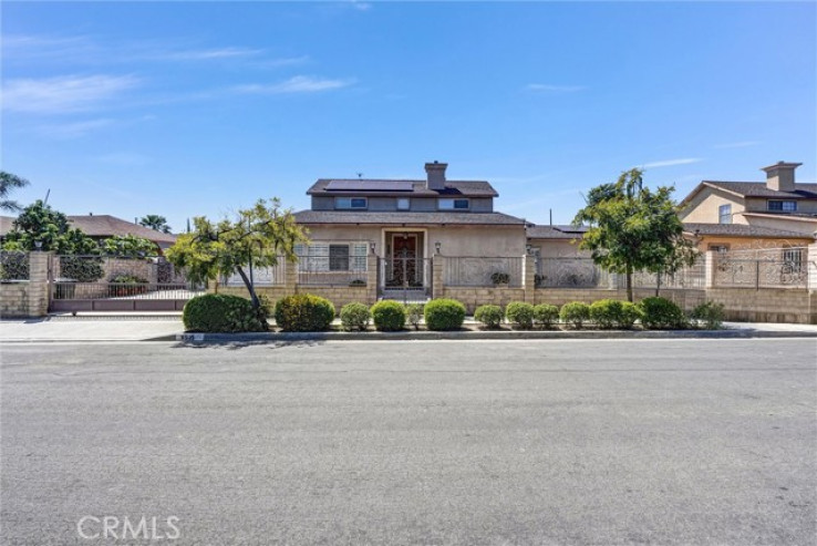 5 Bed Home for Sale in Sun Valley, California