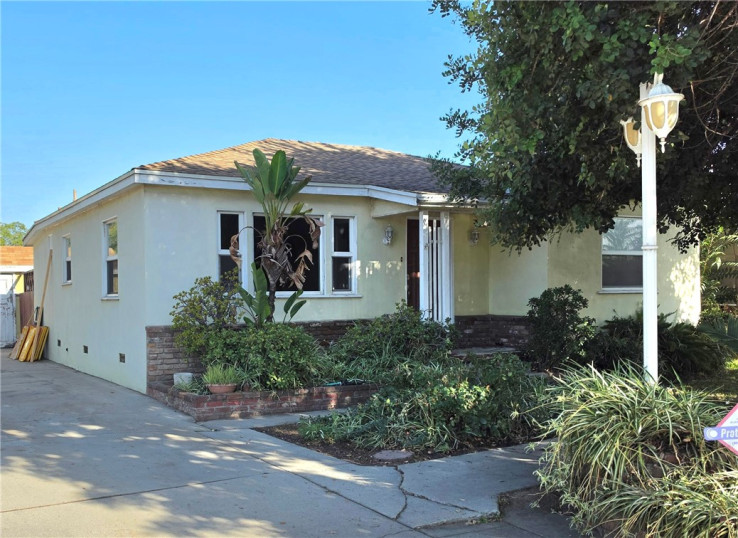 2 Bed Home for Sale in San Bernardino, California