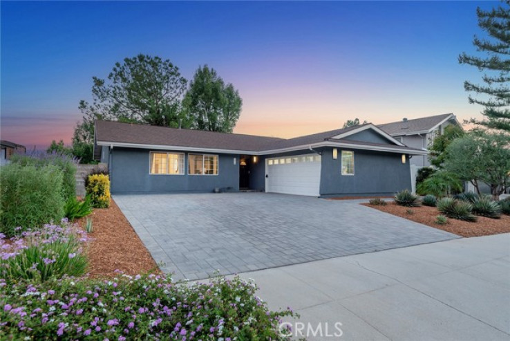 3 Bed Home for Sale in Oak Park, California
