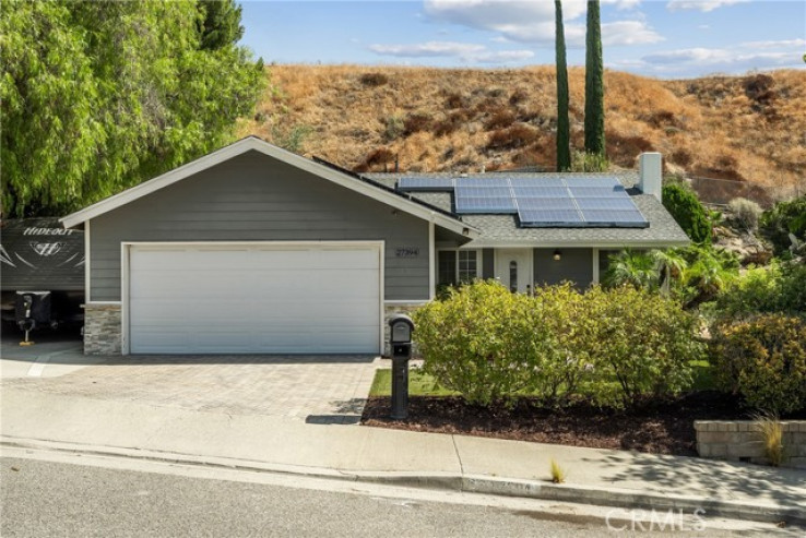 4 Bed Home for Sale in Saugus, California