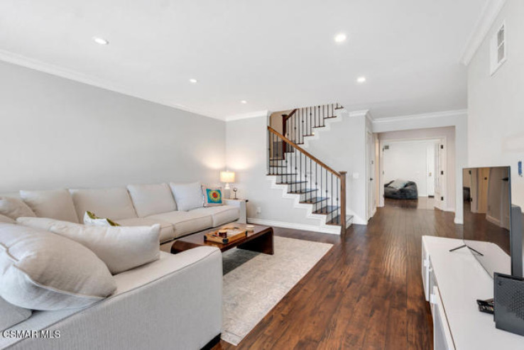 Residential Home in Agoura